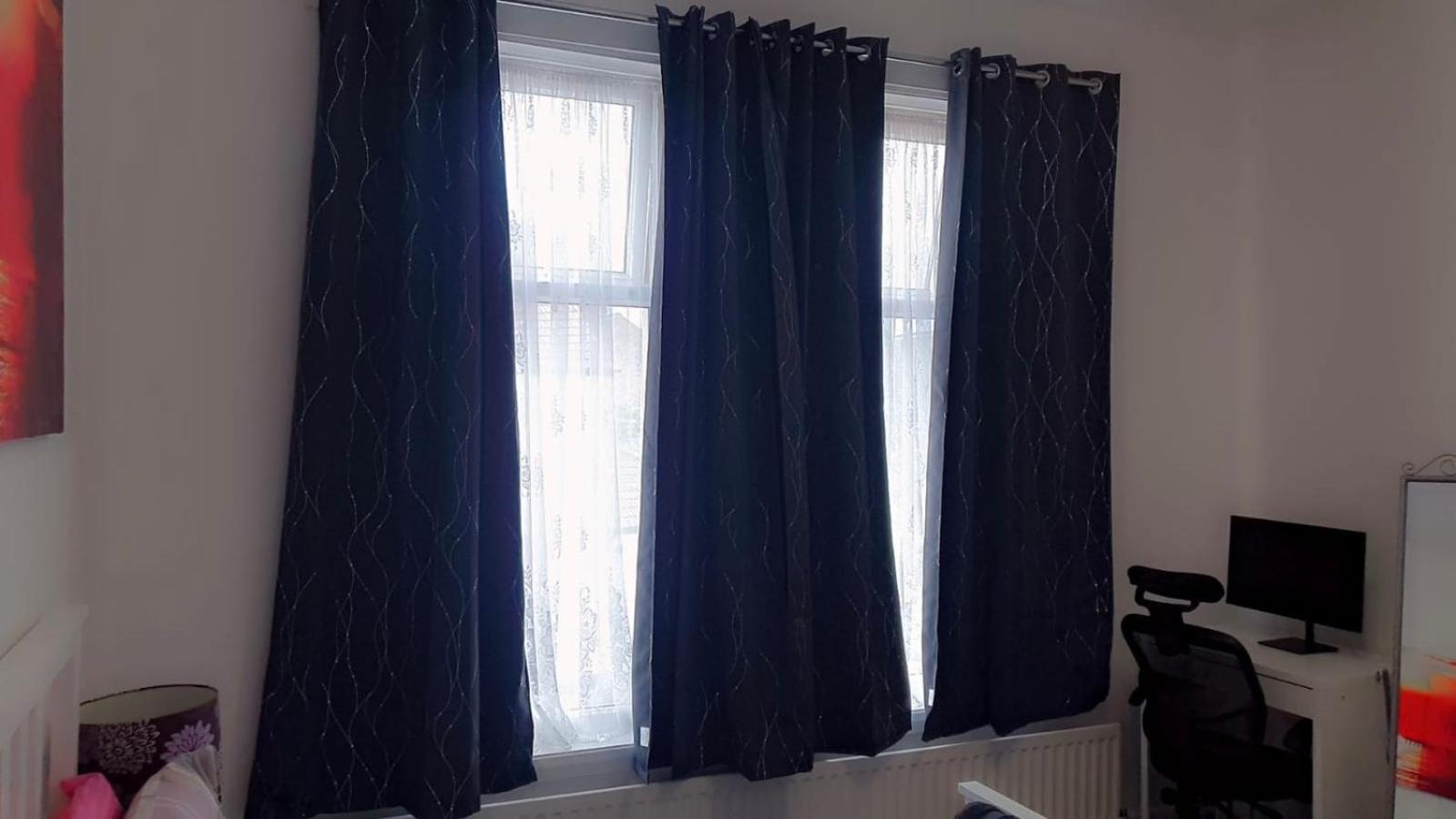 2 Bed 1St Floor Apartment-Own Entrance & Parking Portsmouth Esterno foto