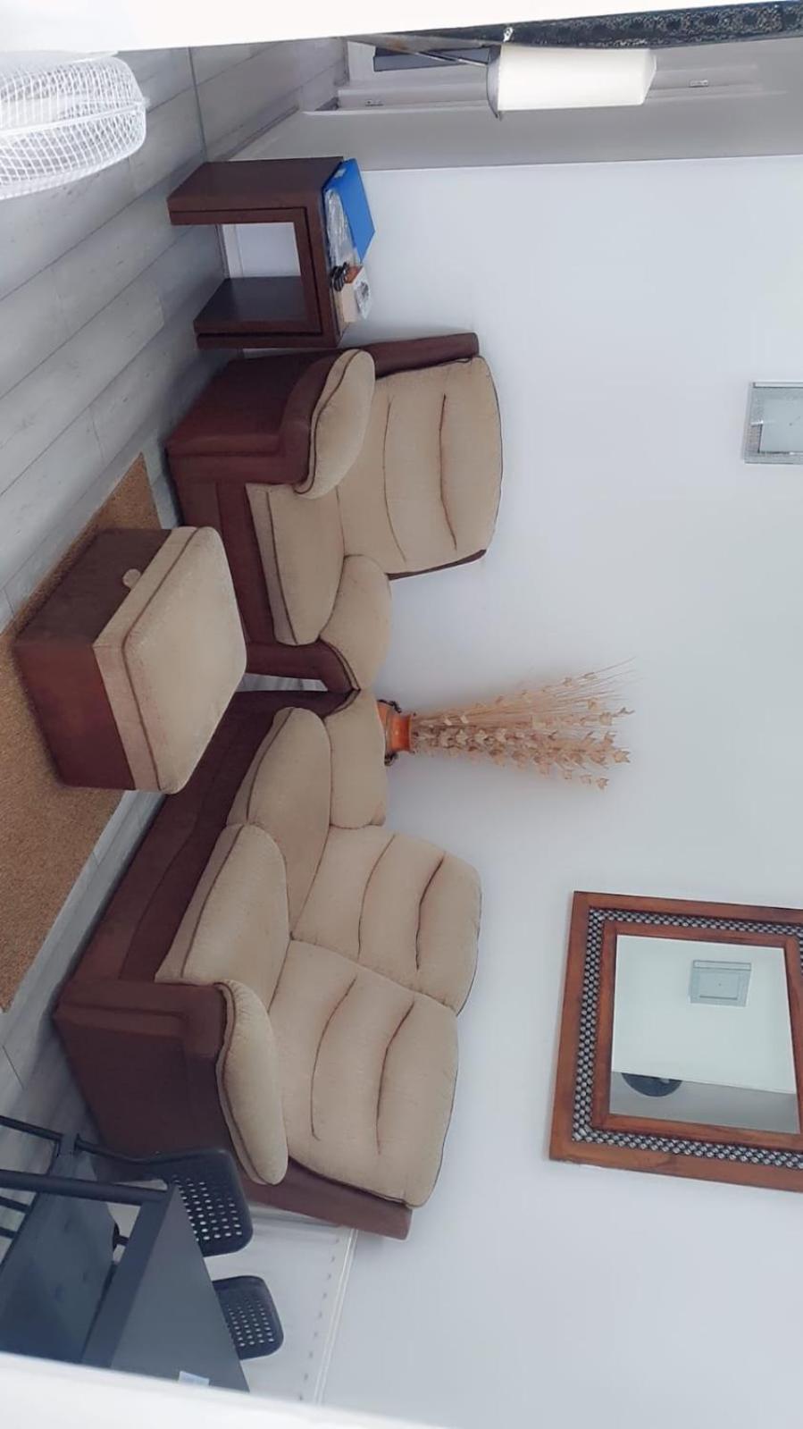 2 Bed 1St Floor Apartment-Own Entrance & Parking Portsmouth Esterno foto